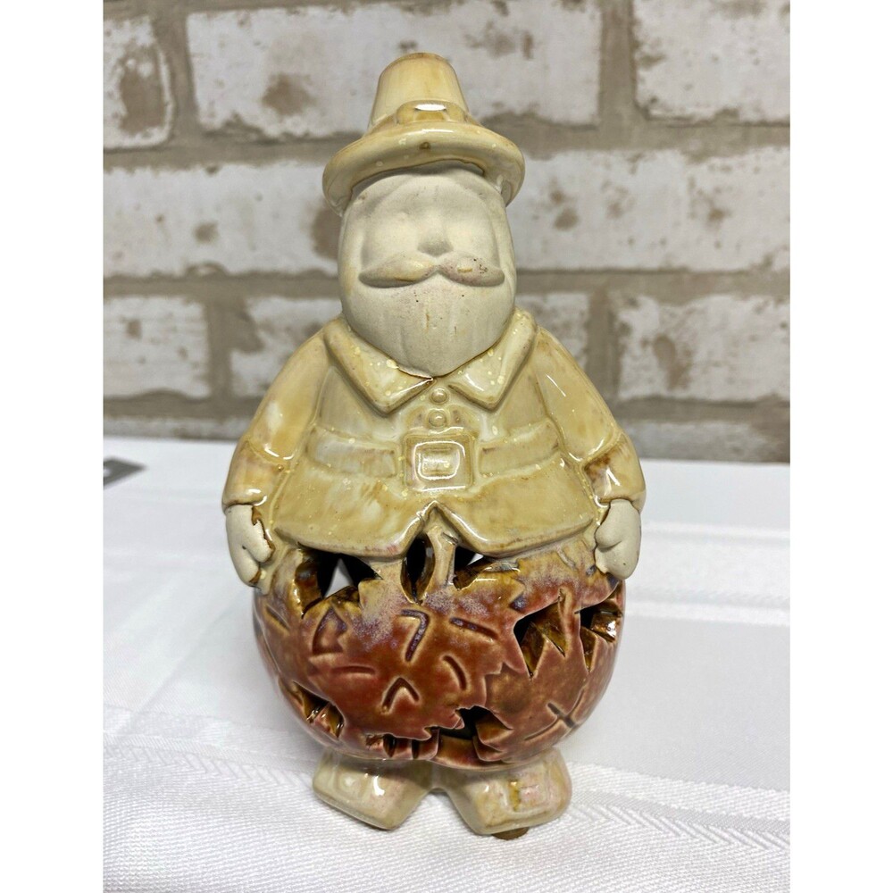 Midwest of Cannon Falls Thanksgiving Pilgrim Figurine Fall Harvest